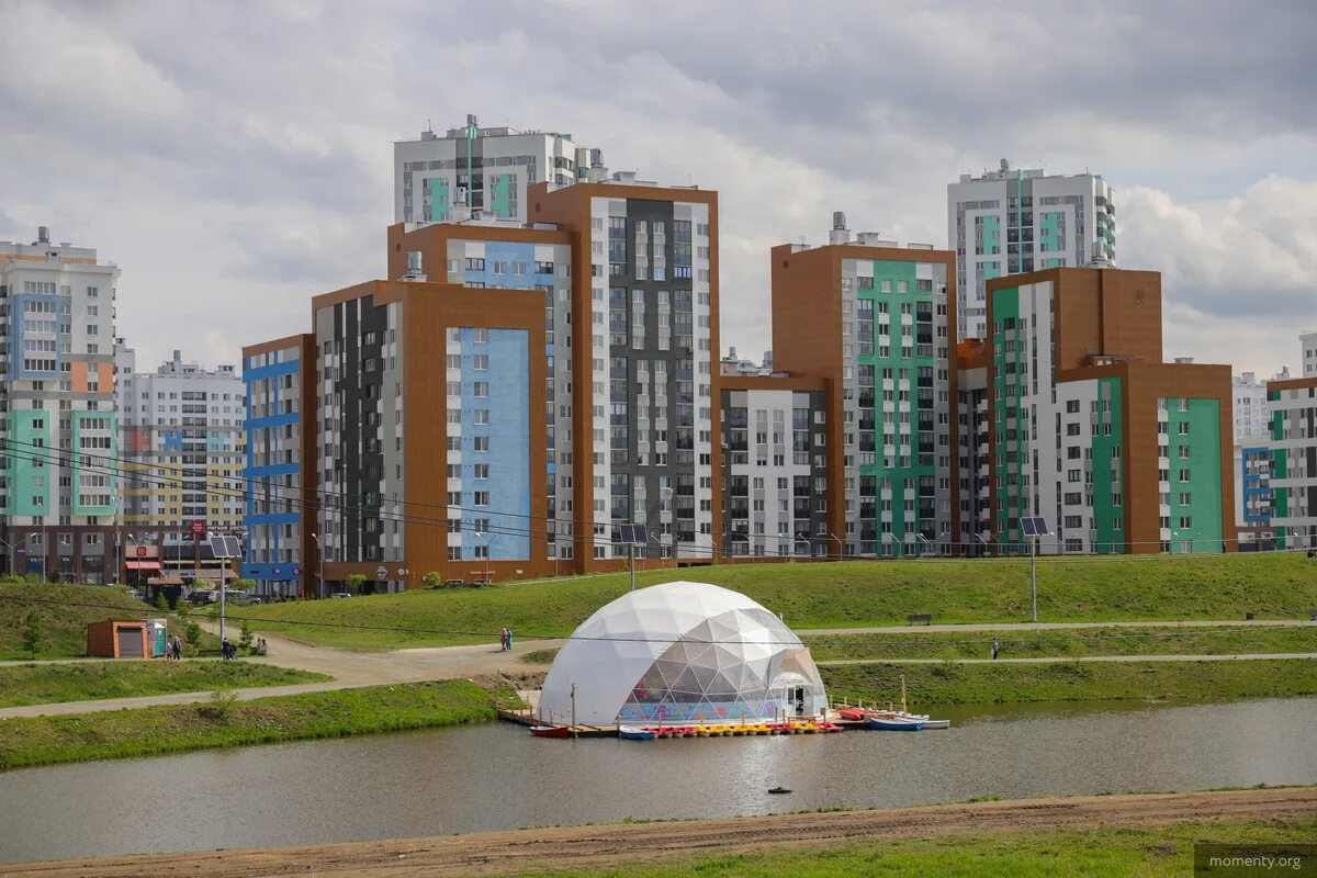 Парк аренда екатеринбург. Преображенский парк Екатеринбург. Преображенский парк Академический. Парк Академический Екатеринбург. Парк в академическом районе Екатеринбург.