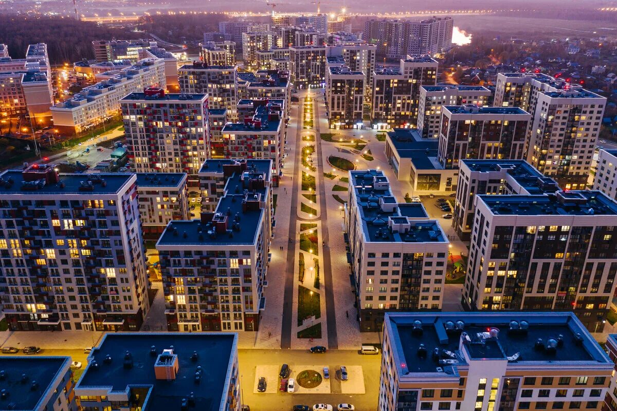 10. в каких городах есть кварталы. испанский квартал новая москва. испанские кварталы а101. микрорайон южный берег красноярск.