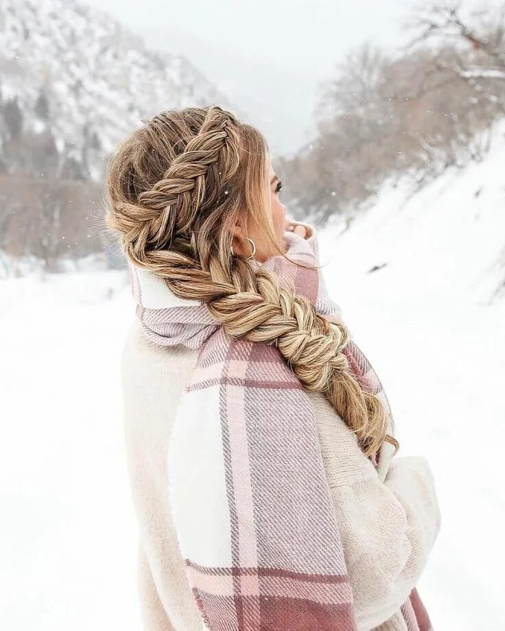 Прическа на прогулку 2024 Beautiful PULL THROUGH BRAID from @ayyitsevaaa @ayyitsevaaa ✨ #pullthroughbraid