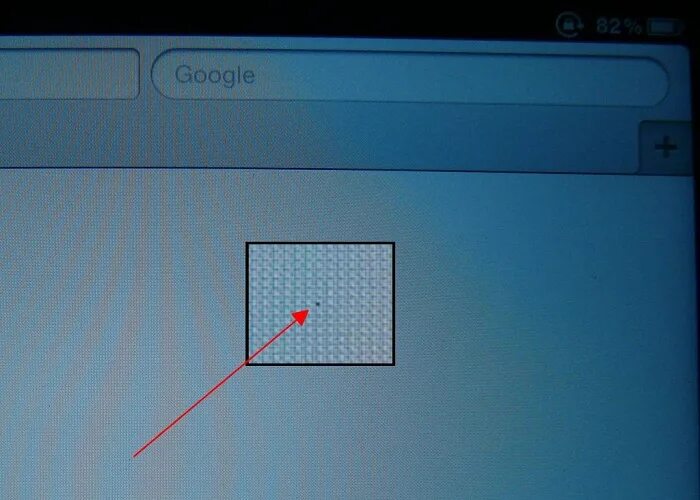 Синие точки на экране. Пиксели на мониторе. Битый пиксель на мониторе. Битый пиксель на смартфоне. Битый пиксель на ноутбуке.