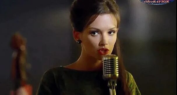 долгожданная оттепель. долгожданная оттепель песня. оттепель клип. паулина андреева оттепель. оттепель песня.