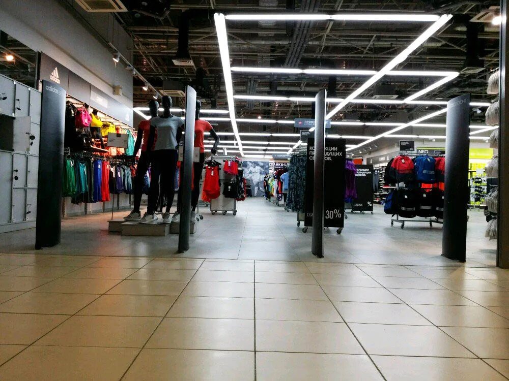 дисконт центр в ростове на дону. космонавтов, 2/2. магазин остин в омске. дисконт ростов на дону адрес. рио остин ростов.