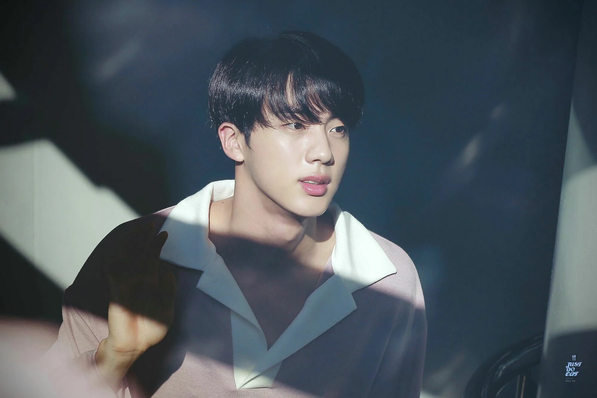 Бтс сок. Jin BTS. Kim Seok Jin.