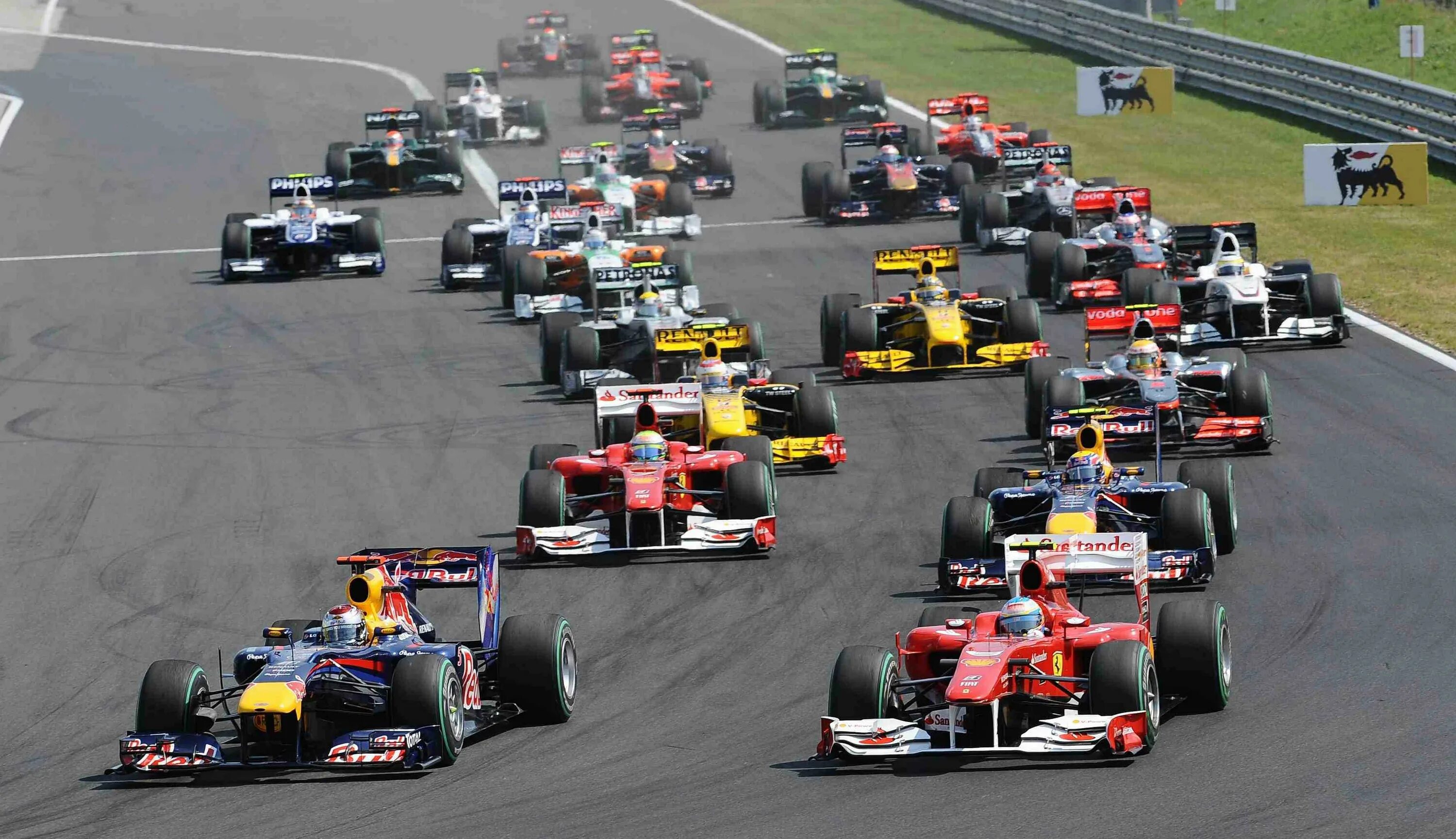 F1 фото. Автогонки формула 1. Formel 1.. Гран при формулы 1 2010. Первая гонка формулы 1.