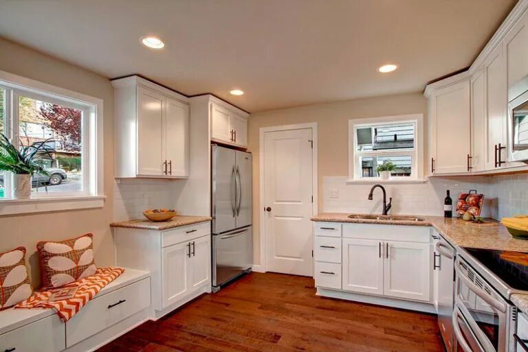 wide casement windows in kitchen - Google Search Kücheneinrichtung, Küchenumbau,