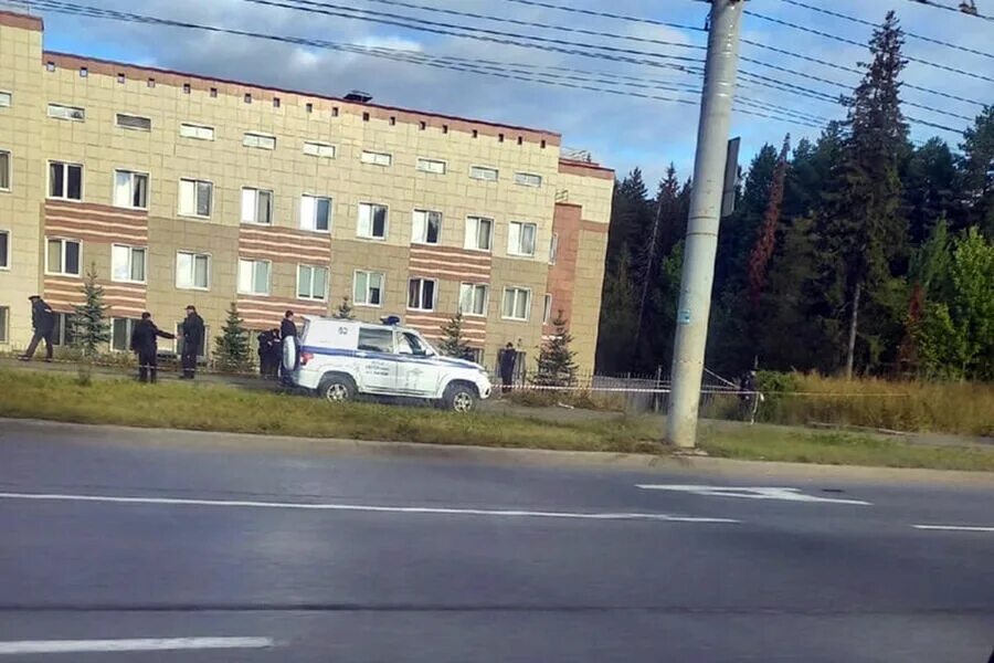 Полиция 2 ижевск. Отдел полиции 2 ижевск. здание полиции. в ижевске зажигательной смесью отдел полиции. запсковский отдел полиции.
