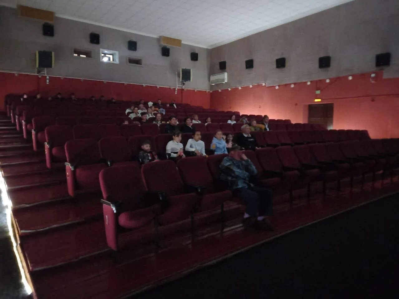 Отзыв о Кинотеатр "Победа" (Россия, Новосибирск) Место, где история слилась с со