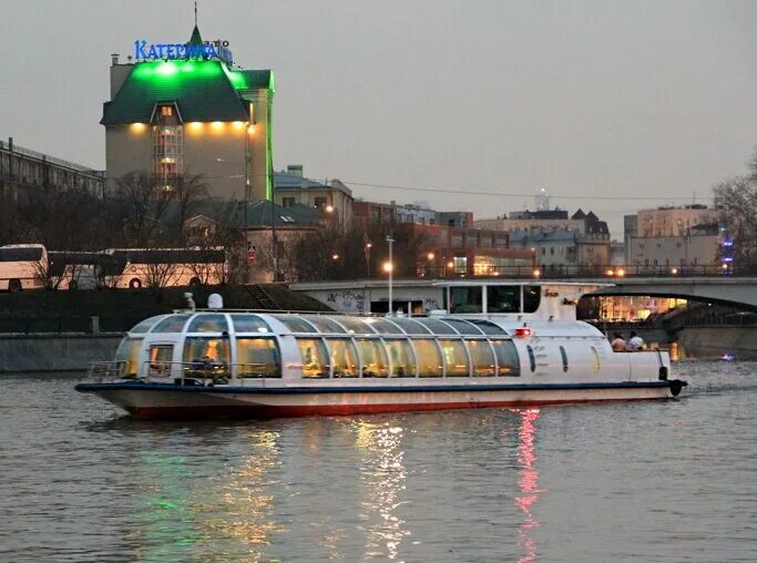 корабль русь великая теплоход. теплоход чкалов каюты. теплоход лебединое озеро.