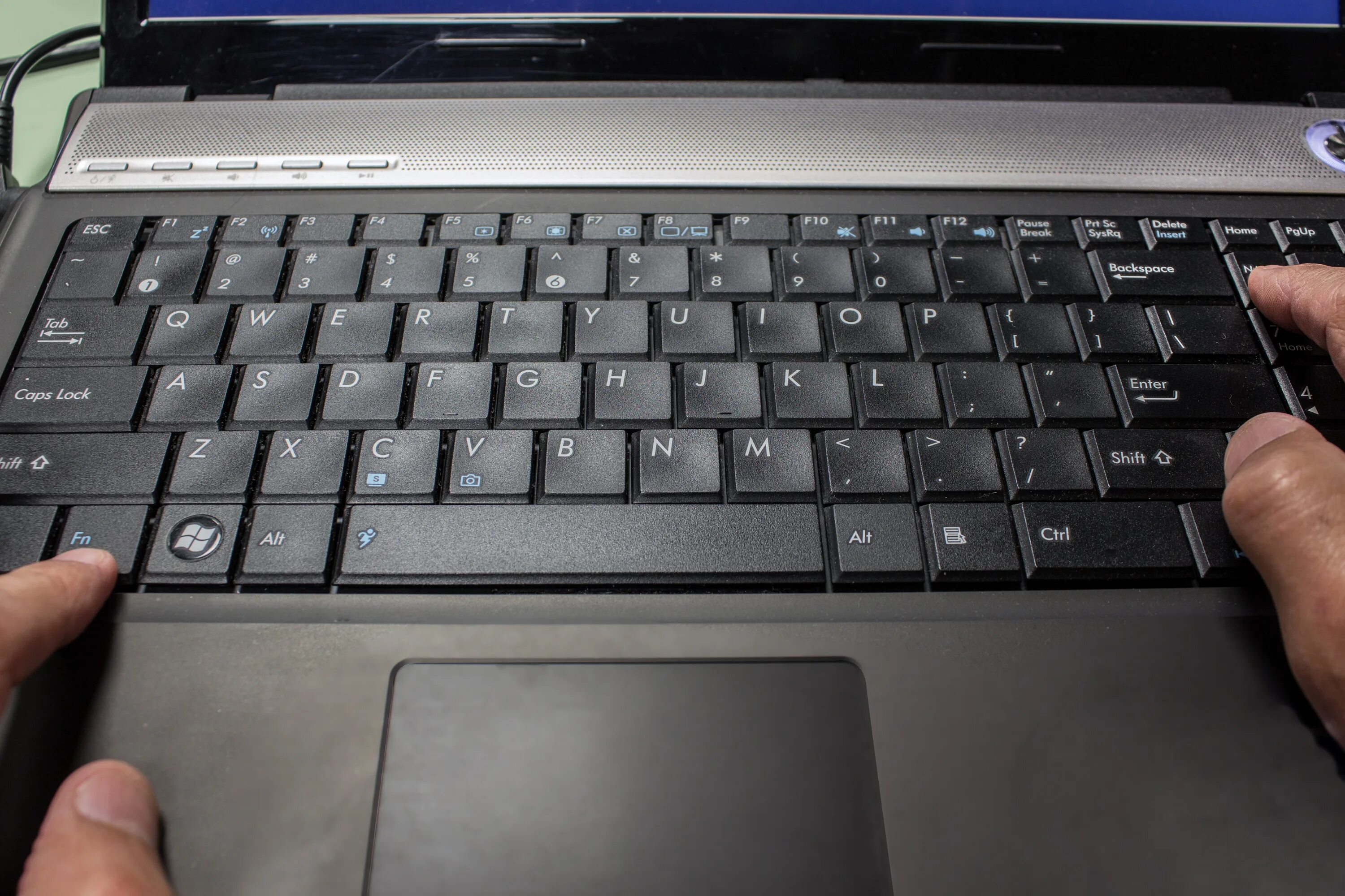 Dell fx2s. 7410gg. F-lock. Dell vostro 3681 клавиатура. Клавиша scroll lock на клавиатуре ноутбука.