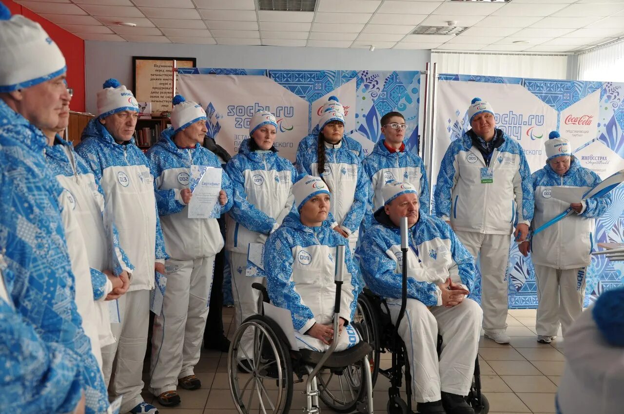 Пловцы красноярского края. Спорт в красноярске. Спортивный клуб радуга. Рцсп по адаптивным видам спорта красноярск. Логотип рцсп по адаптивным видам спорта.