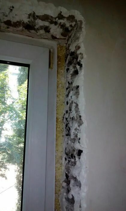 Гипсовая штукатурка откосов. Откосы из гипсовой штукатурки. откосы дверные гипс. гипсовая штукатурка для откосов окон.