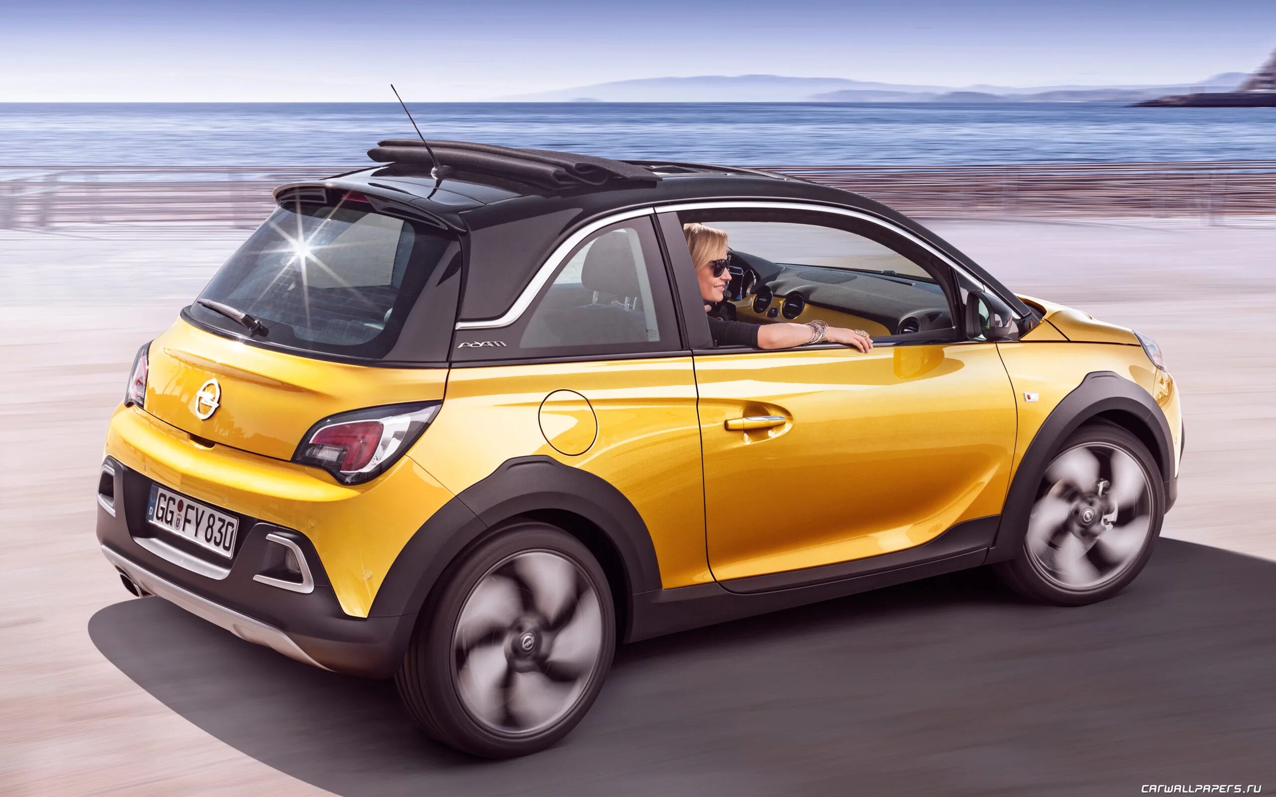 Маленькие городские автомобили. Opel Adam (m13). Opel Adam Rocks. Opel Adam 2020. Opel Adam 2022.