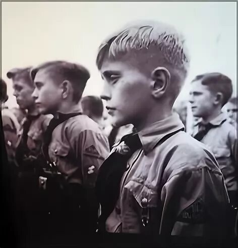 Boy germany. Немецкий мальчик. Boy germany. Юноша модель. Немецкий человечек.