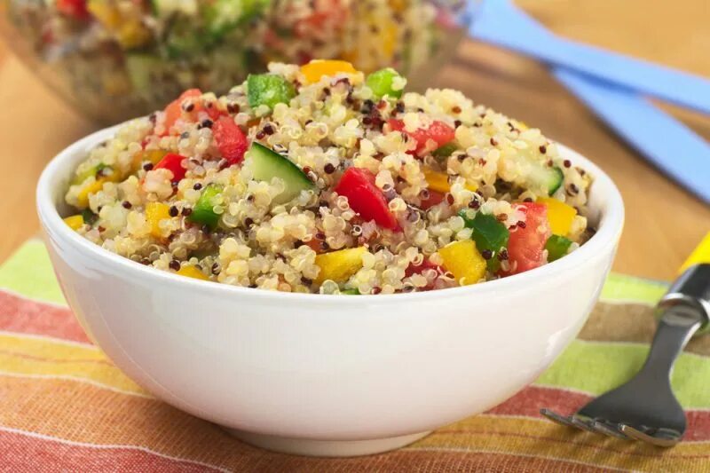 One Pan Mexican Quinoa - Damn Delicious Recipe Vegetarian recipes, Recipes, Heal