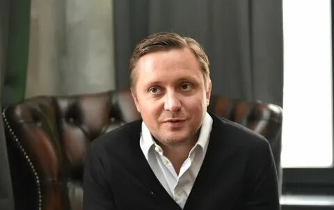 Биографию артема михалкова