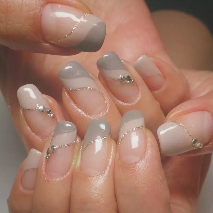 How to achieve the gradient nail art look the cool girls are rocking Fancy nails