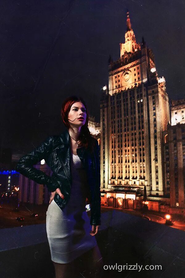 Девушки мгу. Фотосессия на фоне кремля. Красивые девочки москвы. Туристы в москве зимой. Девушки москвы.