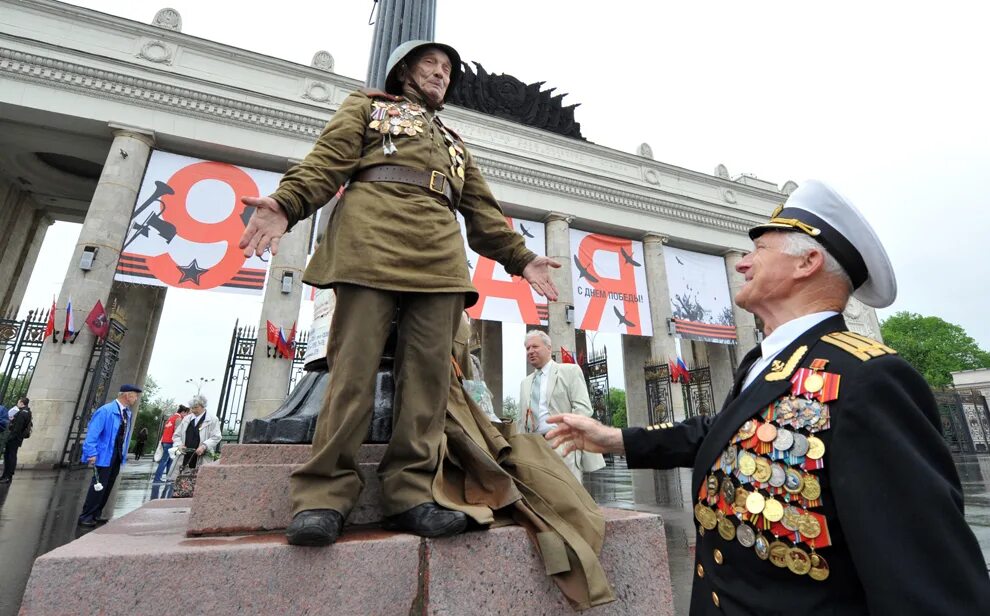 с днем победы. день победы 18 года. день победы 18 года. ветераны великой отечественной войны. с днем пробелы.