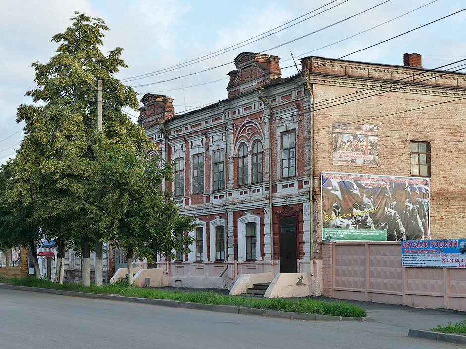 Сарапул удмуртской. Город сарапул удмуртская республика. Удмуртия город сарапул. Сарапул дом купца. Дом башенина сарапул.
