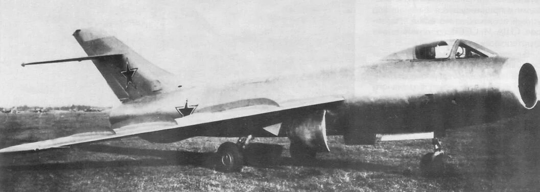 Су-15 самолет 1949. Су-7 истребитель. Су-15 1949 перехватчик. Су 15 и Су 17. Су 1 сайт