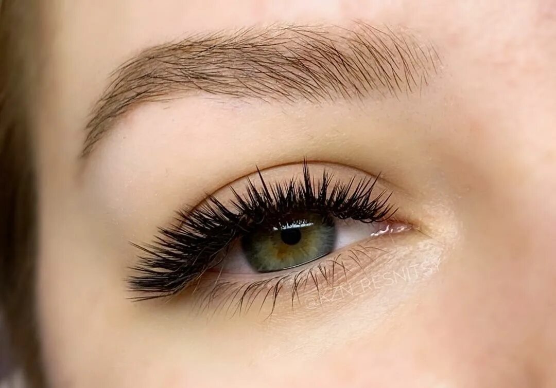 нарощенные ресницы для нависшего века. ресницы для нависшего акка. наращивание ресниц с нависшим веком. наращивание ресниц лисий эффект 2д изгиб д для нависшего веко. эффекты наращивания ресниц для нависшего века.