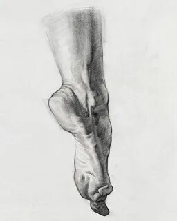 Рисование ножкой