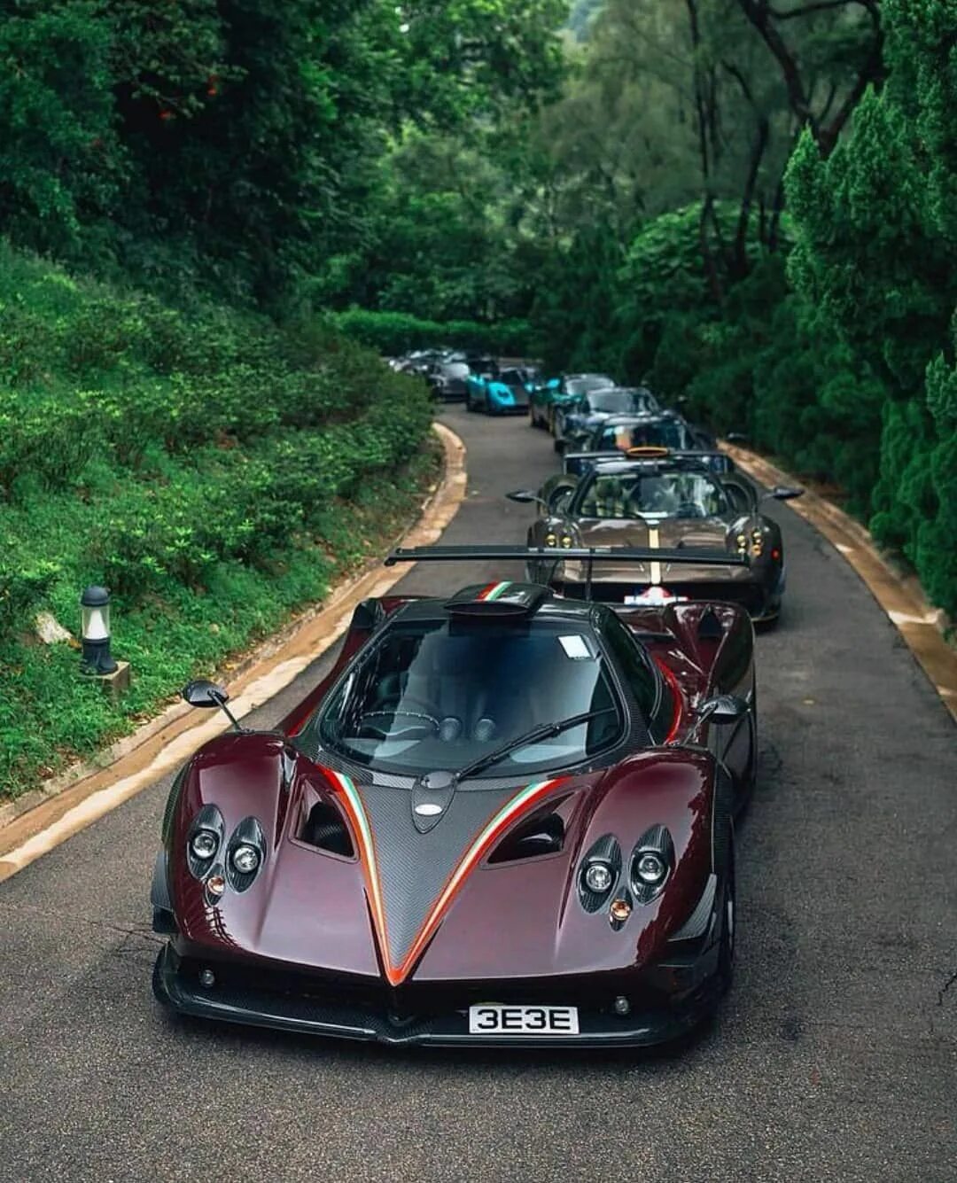 Big best cars. Pagani Zonda r 2020. Pagani Zonda суперкары. Спорткар Pagani Zonda. Pagani Huayra.