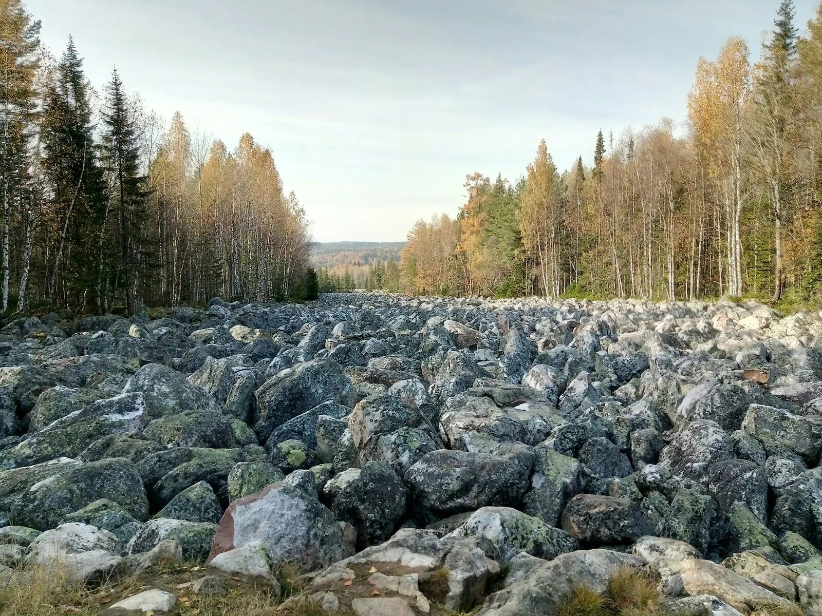 Каменная река на карте Монблан ,Каменная река, Тёщин язык
