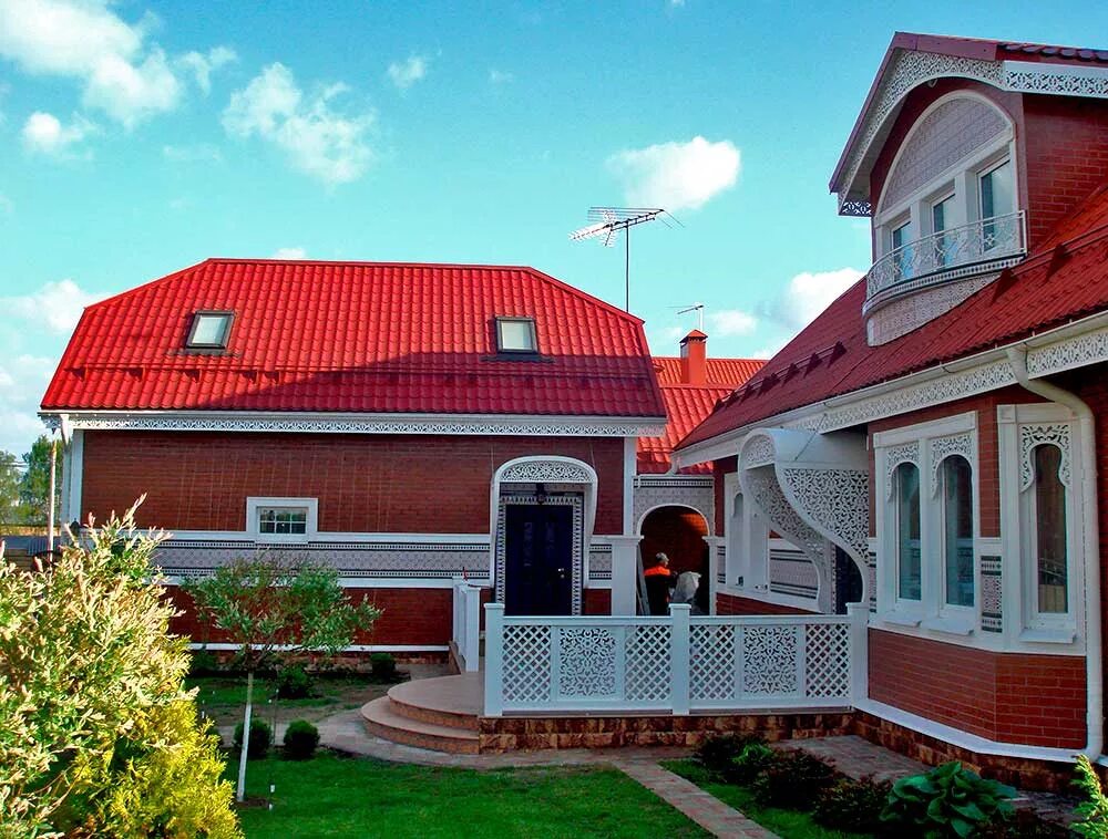 крыльцо патио. ландшафта стиль тюдоров (английский ренессанс). на брата оформлен дом. Chalet zermatt peak. на брата оформлен дом.