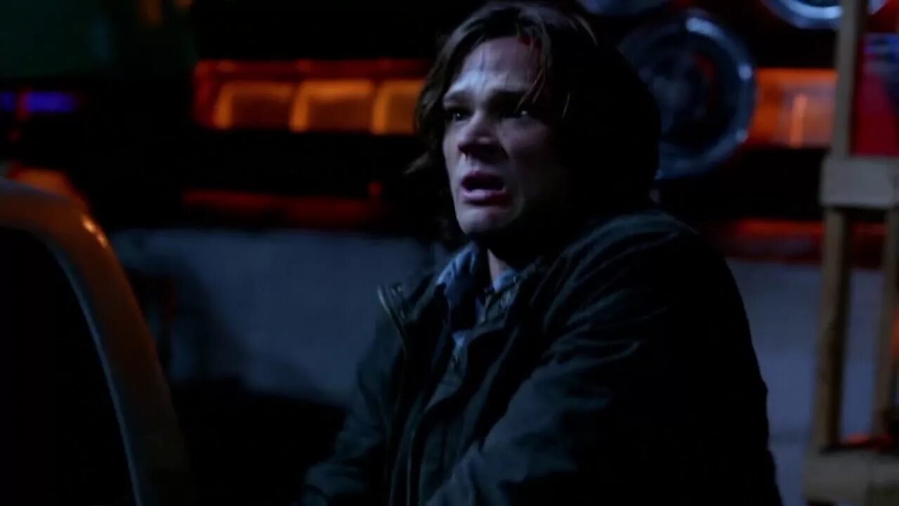 Где сэм. Где сэм. Supernatural сэм. Сэм винчестер щенячьи глаза. Сэм винчестер сверхъестественное.