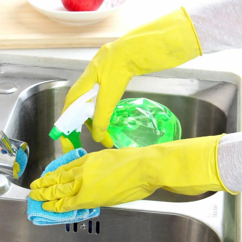 Перчатки резиновые хозяйственные. Перчатки резиновые хозяйственные для уборки. Перчатки для мытья посуды длинные. Перчатки для посудомойщицы.
