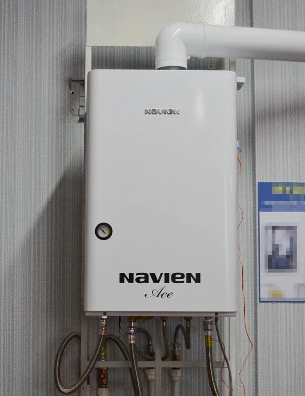 Газовый котел двухконтурный Navien. Газовый котел Navien Ace-13an. Котёл газовый двухконтурный Navien Deluxe 24. Котёл газовый двухконтурный настенный Навьен 24.