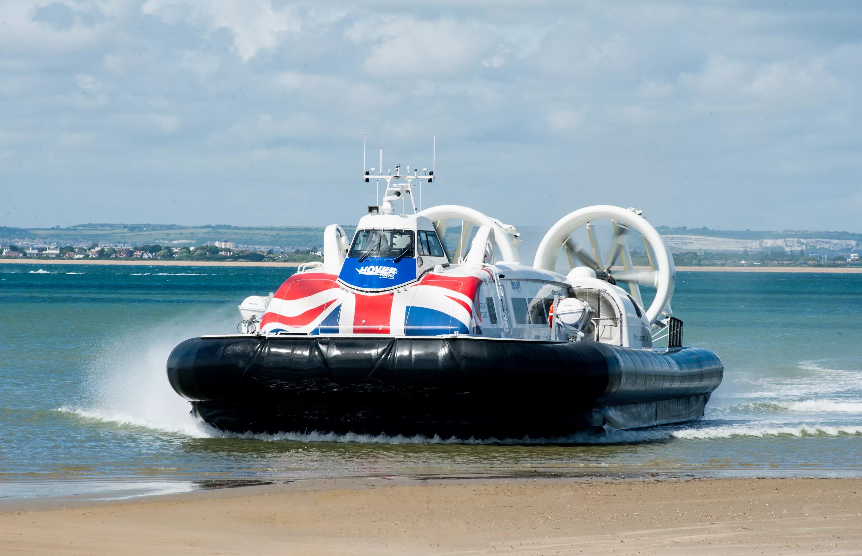 Нептун ховеркрафт 11. Volkswagen Aqua Hovercraft Concept. Катер ховеркрафт. Hovercraft bf 2042. Купить воздушный лодка