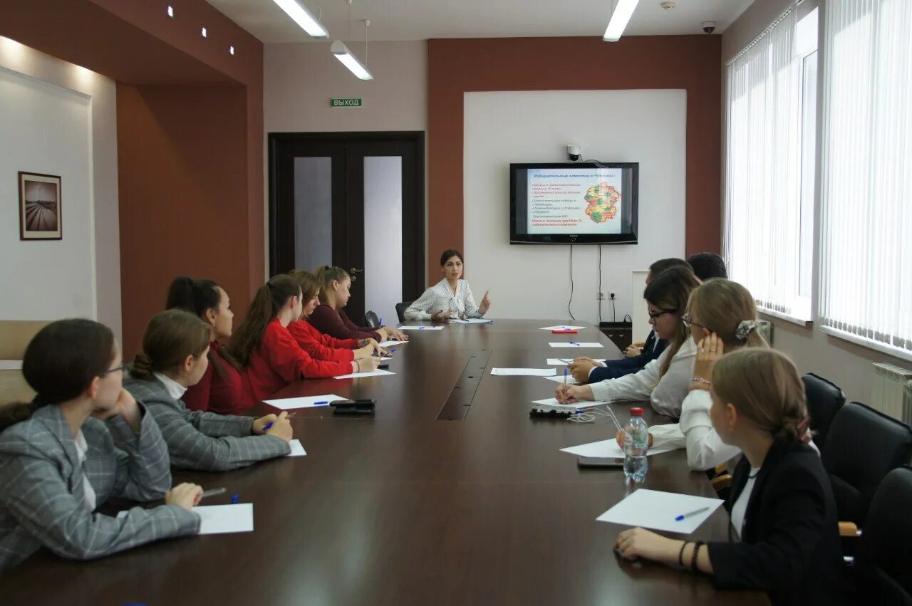 Индустриальный парк чебоксары. Николаев спирин донецк чувашия администрация города. Чемпионат россии по легкой атлетике 2022 чебоксары. Министр минэкономразвития чувашской республики. Завод аркто.