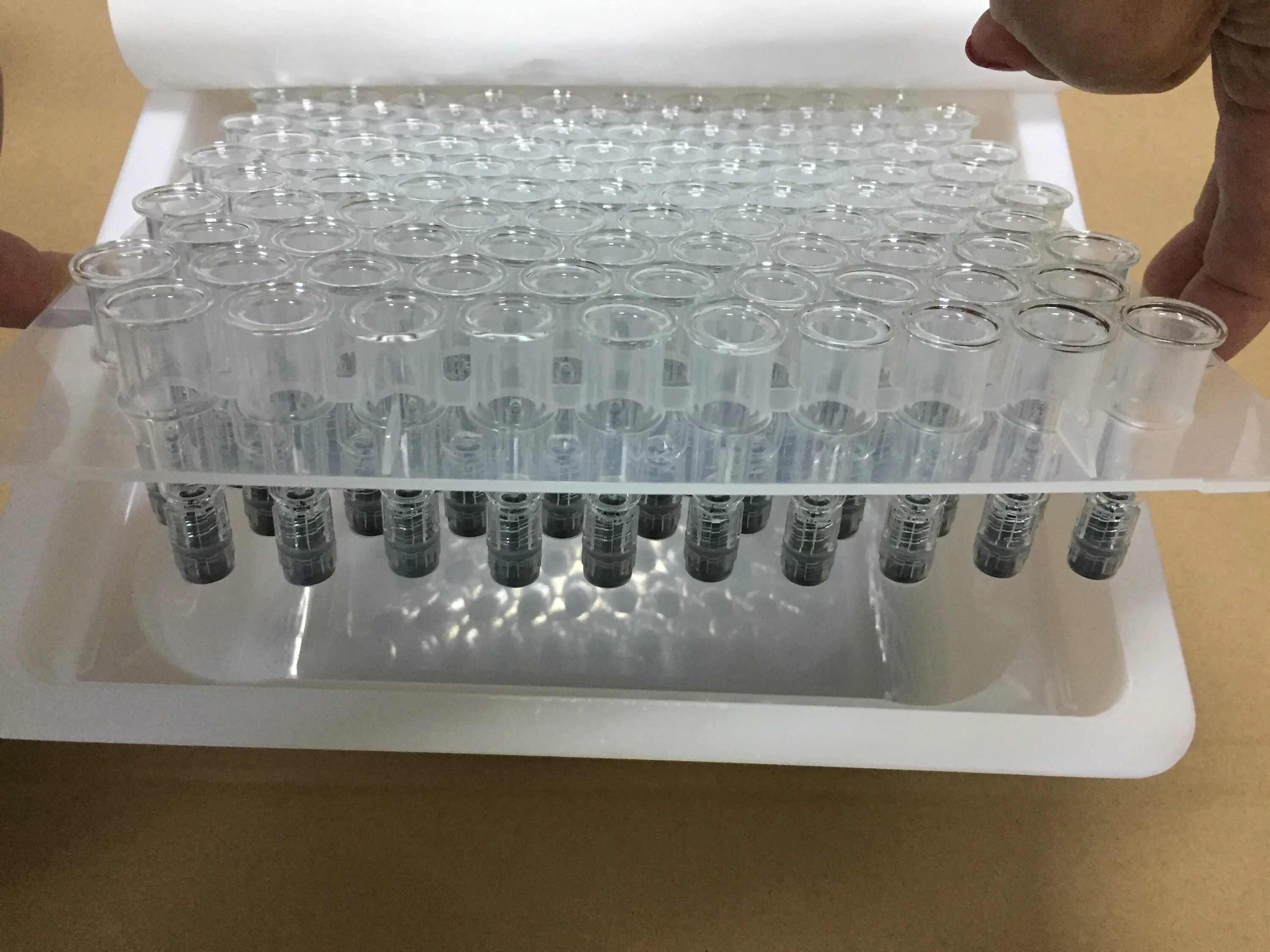 Стекло с аппликатором. Литий-полимерный аккумулятор 3. Электронная сигарета бутылочка. Флакон пробник 1мл пластик. Стекло с аппликатором.