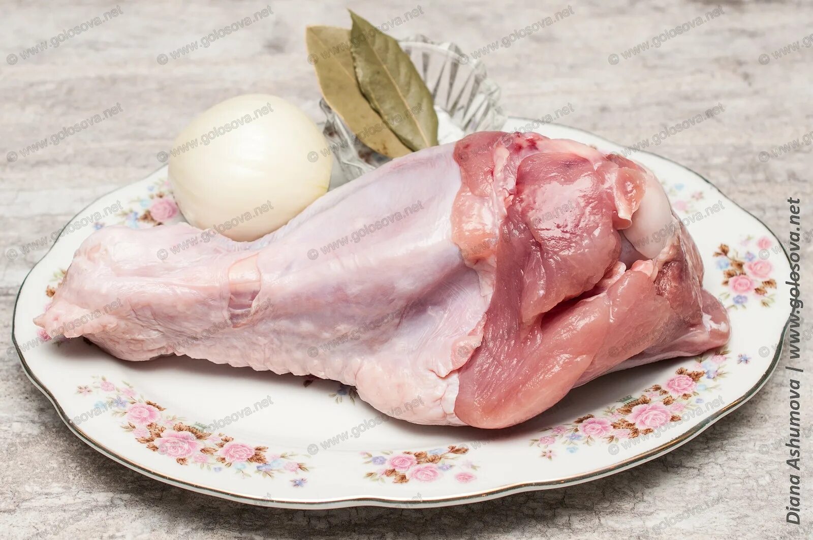 Плечики индейки. Холодец из индюшачьих голеней. Плечо индейки варить. Плечо индейки в духовке. Крылья индейки в духовке с картошкой.