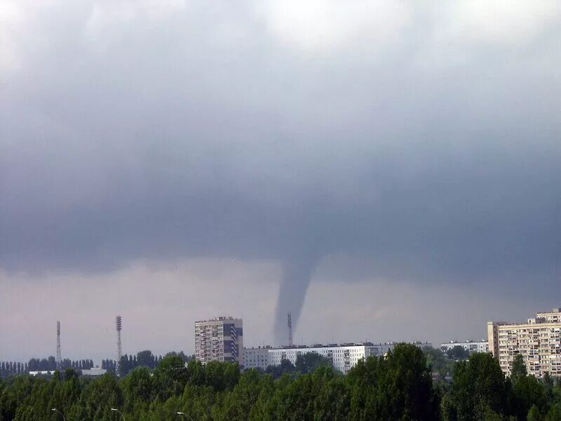 торнадо в сша 2021. торнадо в кентукки 2021. смерч 2021. торнадо в алабаме. смерч в сочи 2021.