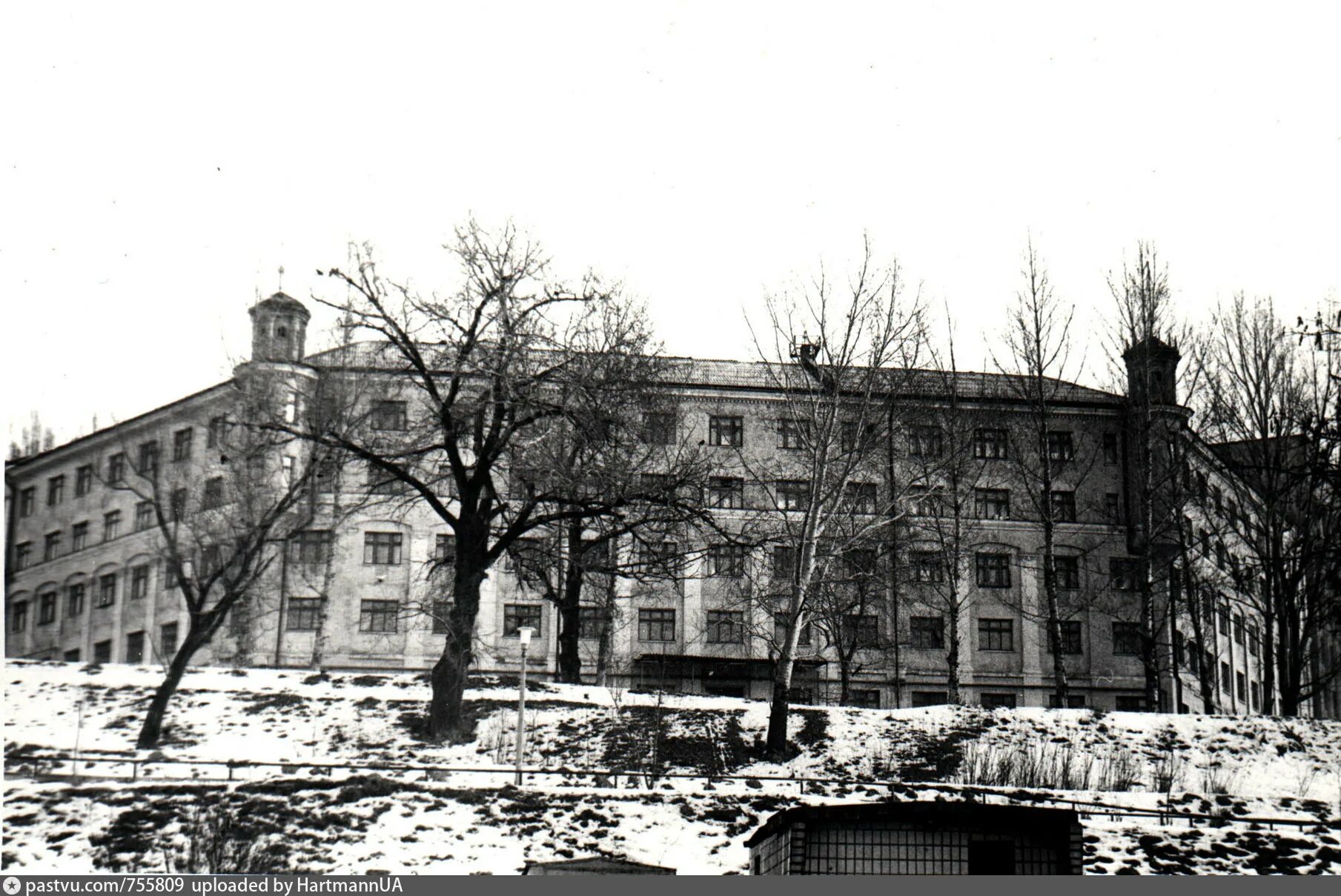 Барбюса 71. Анри барбюса общежитие. киев ул. тютюнников колледж. анри барбюса 54. кинешма ул анри барбюса 16,что было на этом месте в 1952 году.