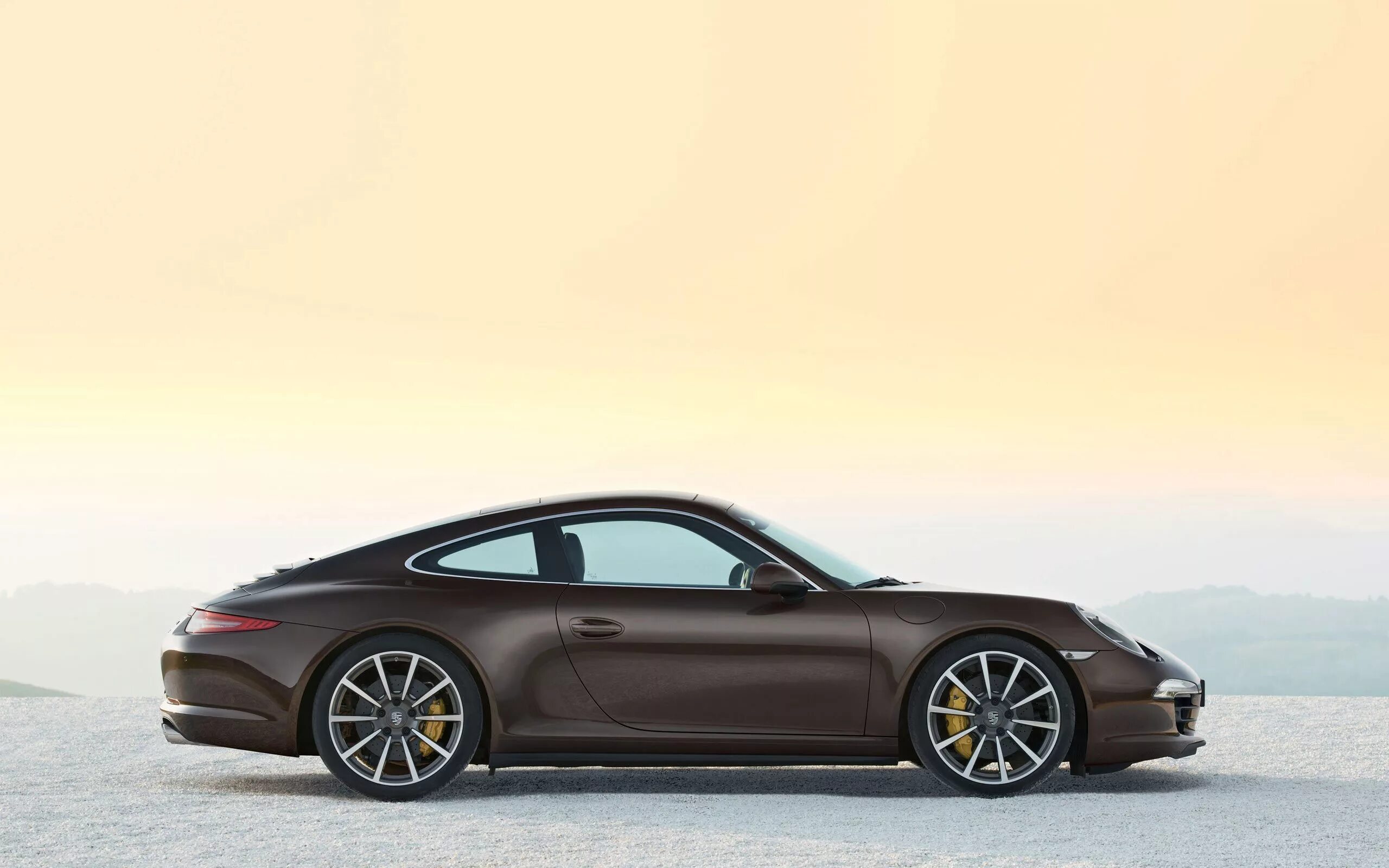 Порше сбоку. Porsche 911 carrera 4s 2012. porsche carrera 4s 2012. porsche 911 2014 carrera 4s. порше 911 сбоку.
