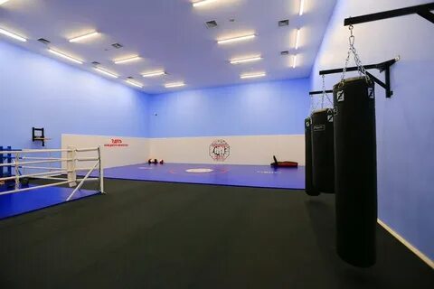 Зал тай