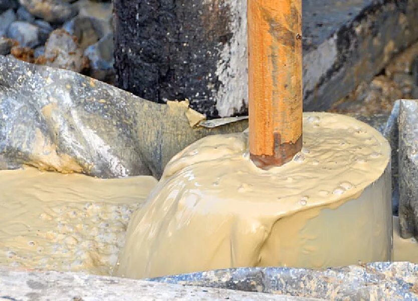 Шлам в скважине. Шлам в скважине. Буровые промывочные жидкости. Шлам скважины. Буровой раствор.