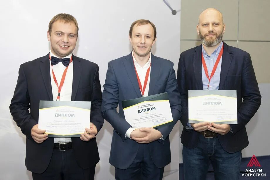 Лесозащитная 18 оренбург. Ра к стиль саратов реклама на транспорте. Логисты оренбург. Грузотакси лого. Гтлк антон сергеевич.