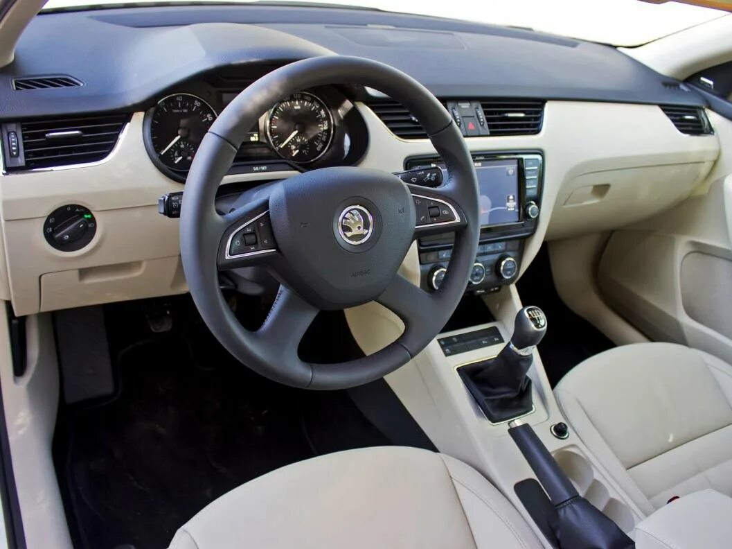 Octavia 2013 салон. Octavia a7 active. Škoda octavia scout 2014. Octavia a7 салон. Octavia 2014 салон.