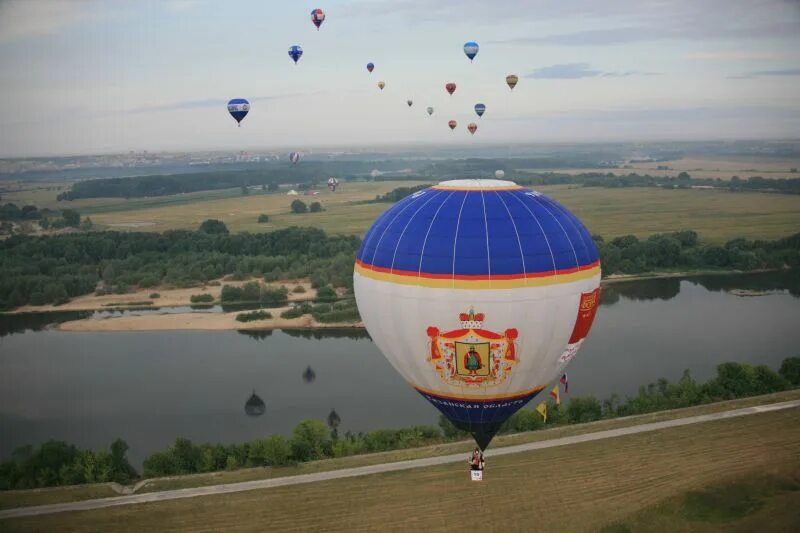 фестиваль небо россии рязань. воздушный шар рязань полет. полет на воздушном шаре рязань. небо россии рязань 2022. небо россии рязань.