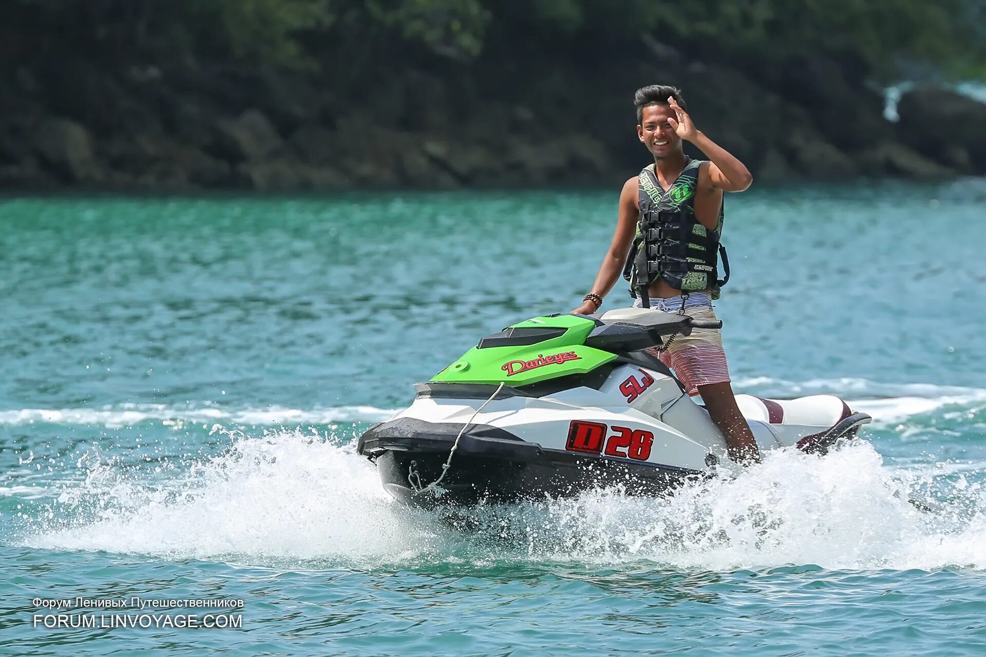 Laura can sail a jet ski. Пхукет гидроциклы. sano jet ski-sj1800. лежачий гидроцикл. мини гидроцикл лежачий.