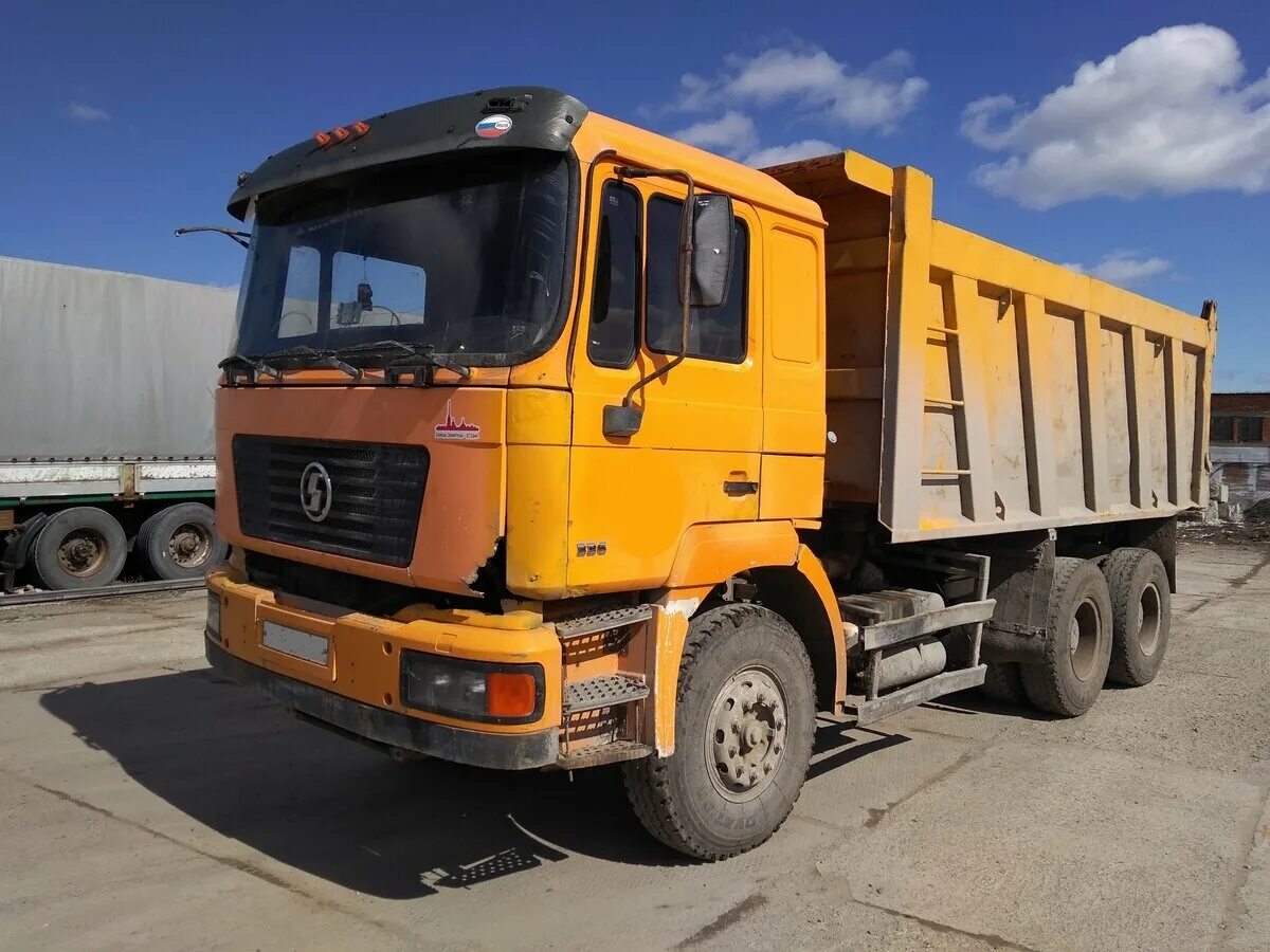 Самосвал шакман с песком. Шакман авито. Самосвал шакман 6х6 f3000. Разбор на самосвал шахман. Шахман 2011.