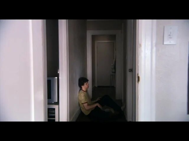 Хилари суонк фильм 1999. Парни не плачут фильм 2008. Некоторые парни не уходят. Некоторые люди от хорошего отношения гниют. Некоторые парни не уходят.