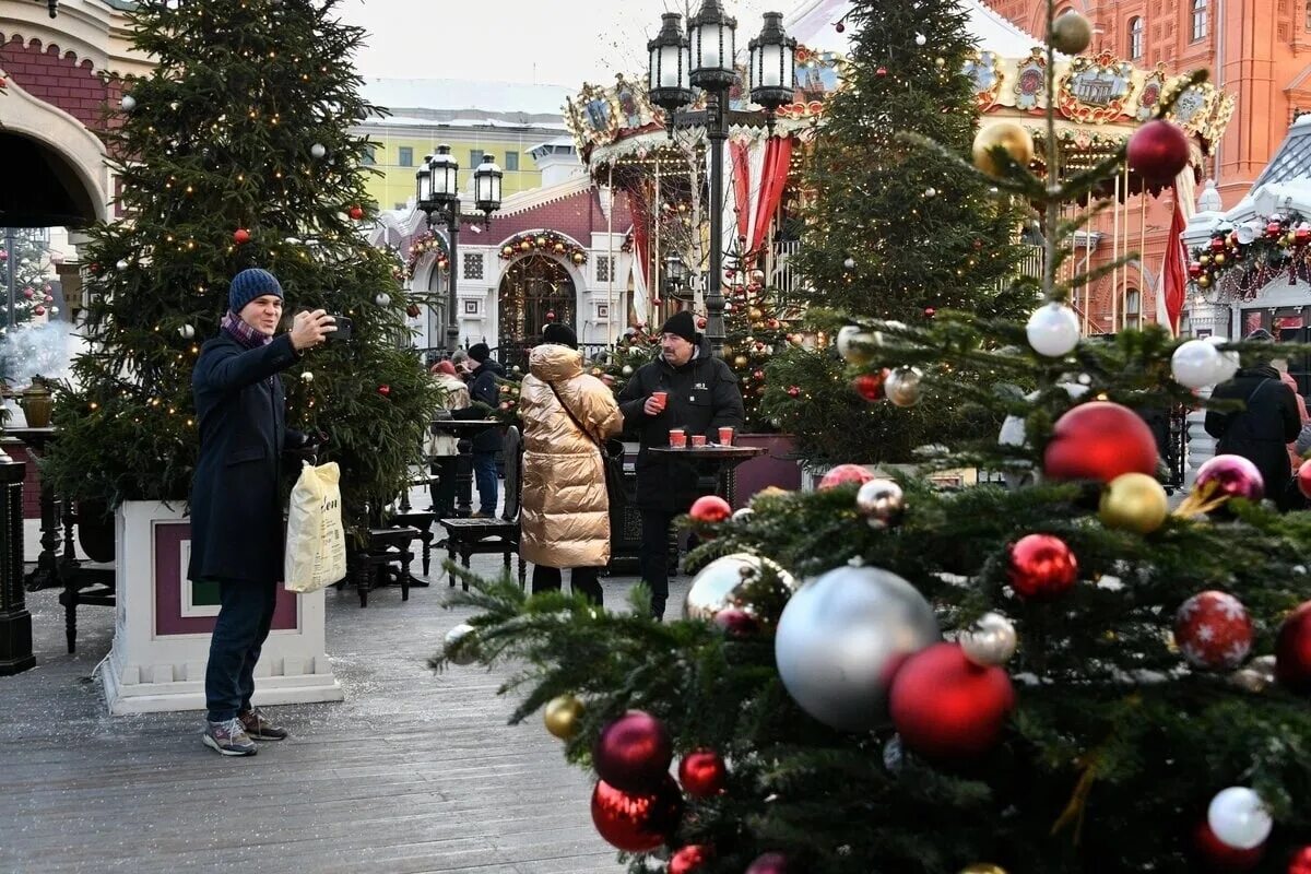 Необычные праздники 2024 году. Фестиваль путешествие в Рождество в Москве. Фестиваль путешествие в Рождество в Москве ярмарка. Фестиваль путешествие в Рождество 2022 в Москве. Московский фестиваль «путешествие в Рождество».