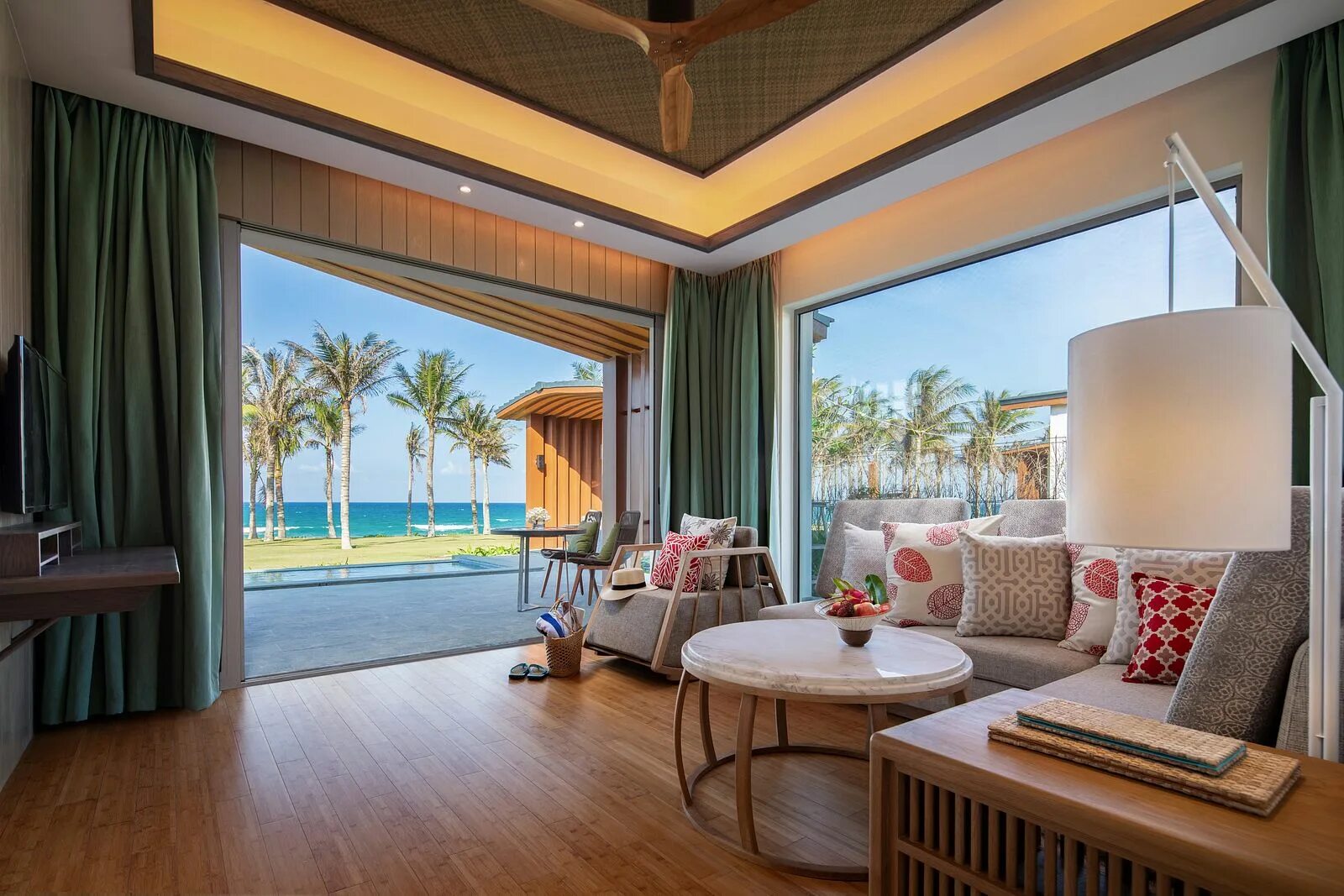 Radisson blu cam ranh 5. Radisson blu resort cam ranh 5 ***** (нячанг). Radisson blu resort cam ranh 5 ***** (нячанг). Radisson blu cam ranh 5. Radisson blu resort cam ranh 5*.