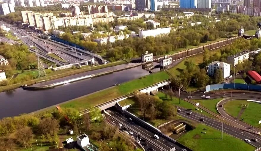 Акведук волоколамское шоссе. Канал имени москвы волоколамское шоссе тоннель. Волоколамское шоссе тоннель под каналом имени москвы. Южное тушино. Москвы.